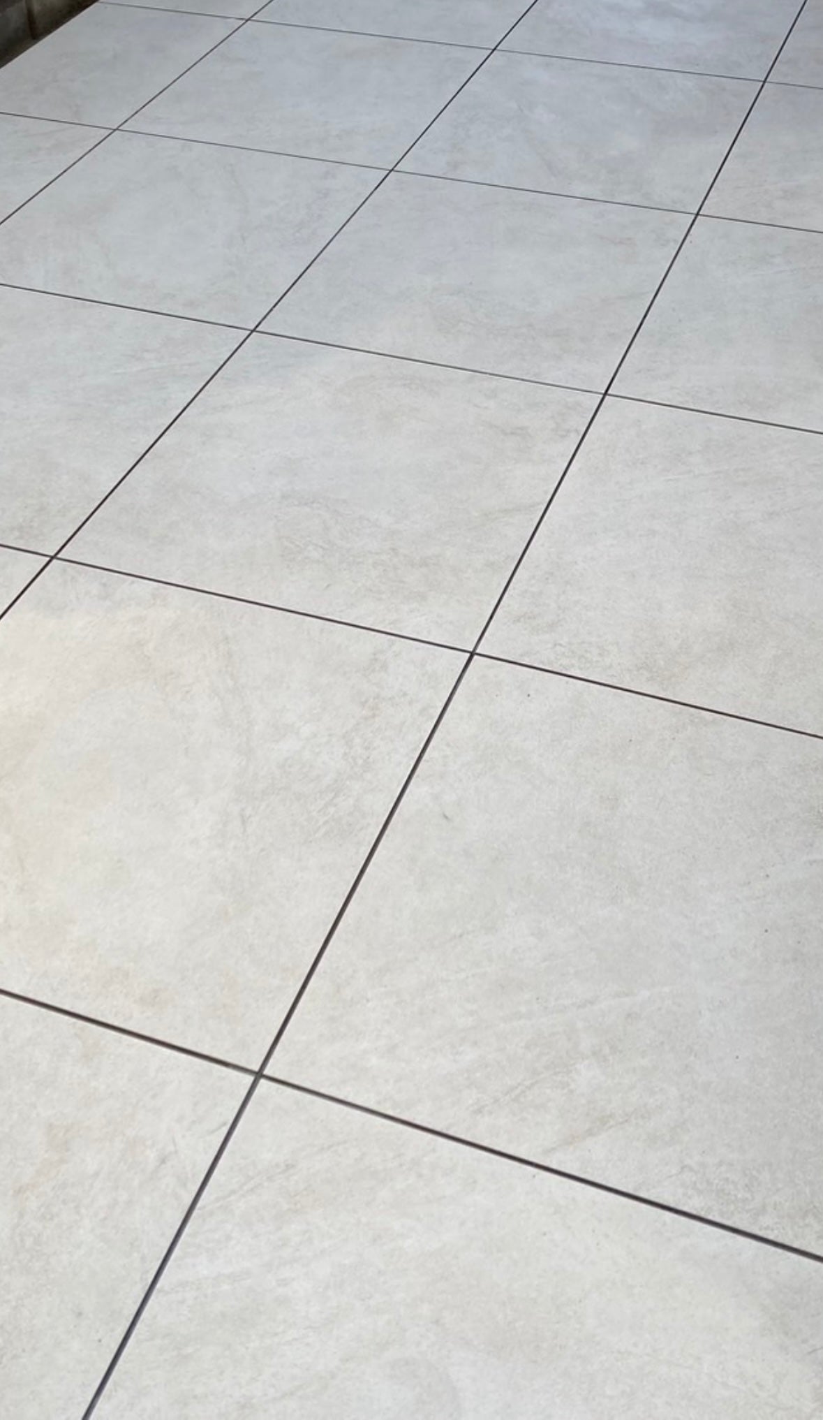 ベージュ石目柄タイル