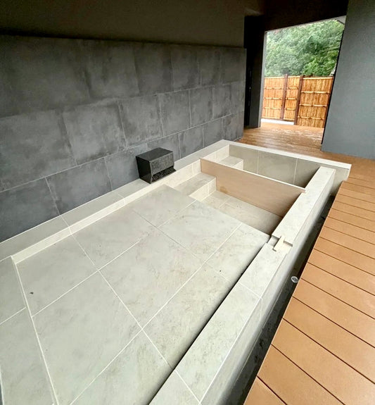 ベージュ石目柄タイル